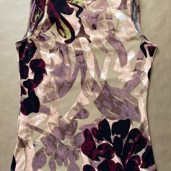 Calvin Klein sleeveless top size small - Picture 4 of 9